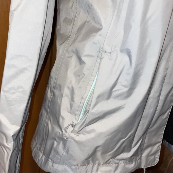 Cabela's Jackets & Coats Cabelas Rain Jacket Light Grey With Pastel